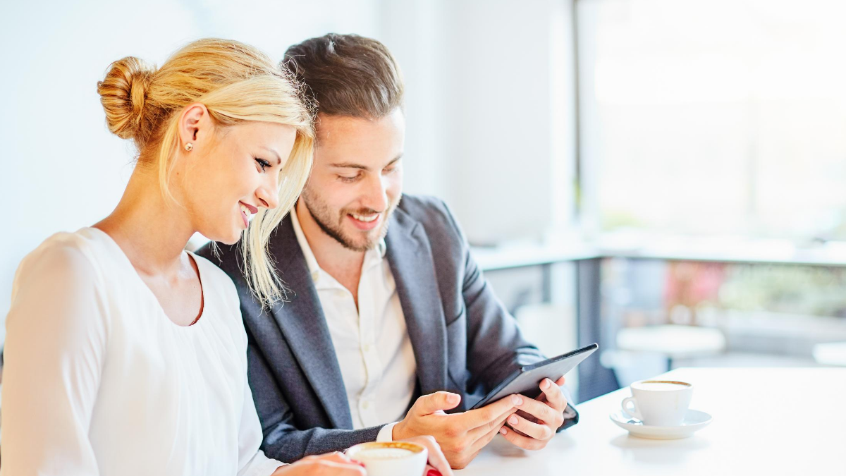 Overcoming Common Selling Challenges with a Sales Enablement Tool